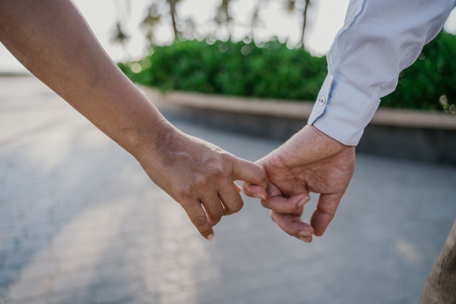 Pareja abrazada